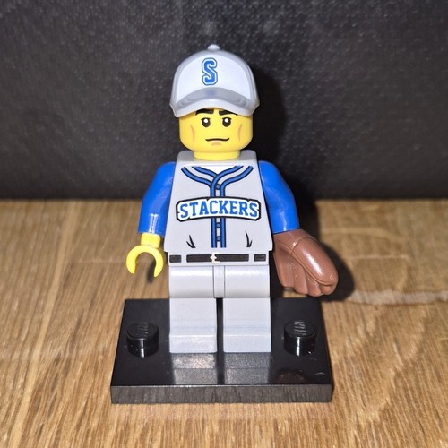 Lego baseball fielder - lego,